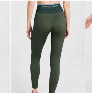 Outdoor Voices Seamless Ribbed 7/8 High Rise Leggings Sz M